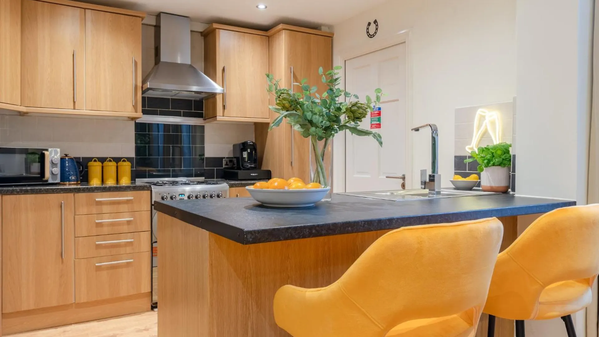 Regency Basement Apartment Cheltenham 0*,  United Kingdom